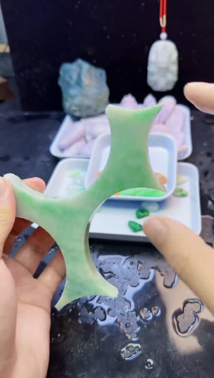 颈饰未镶嵌翡翠066天然A货翡翠