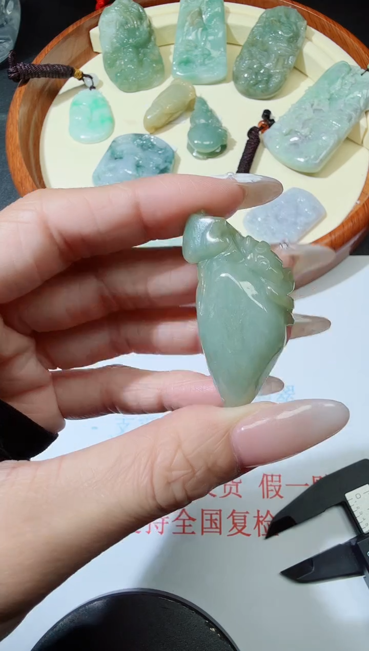 翡翠未镶嵌项链福瓜-21