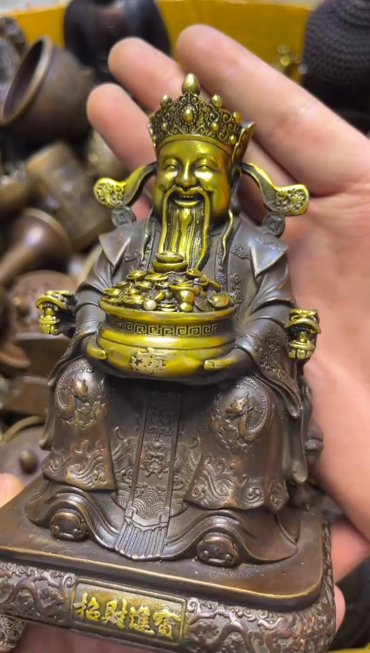 精美铜器，点击下单