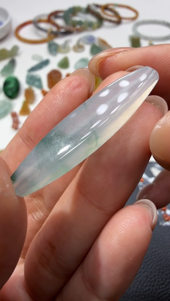 未镶嵌定制翡翠36.8*8*5.5长珠