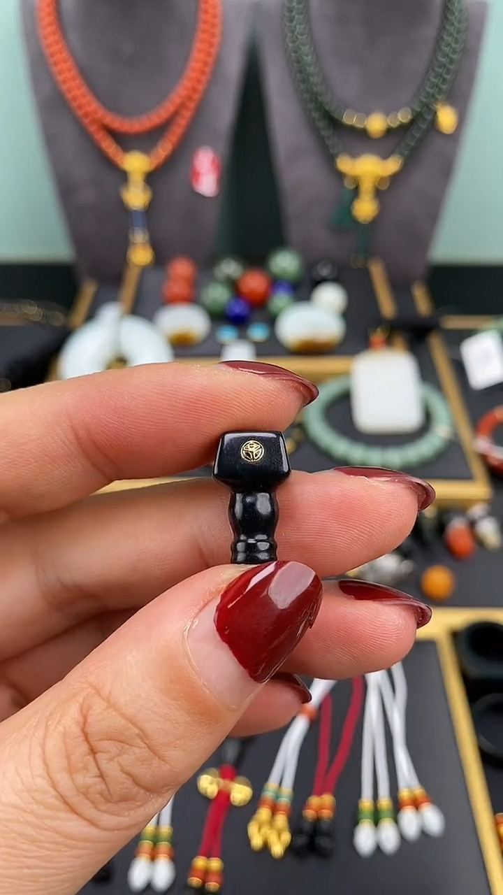 【闪购商品】和田玉-未镶嵌10mm墨玉潜水艇三通