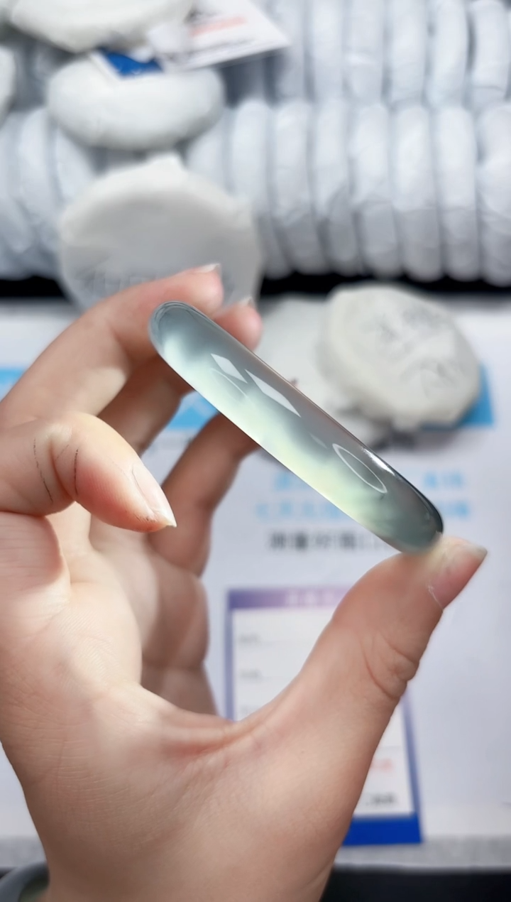 【闪购商品】石英质玉手镯未镶嵌496-57.1