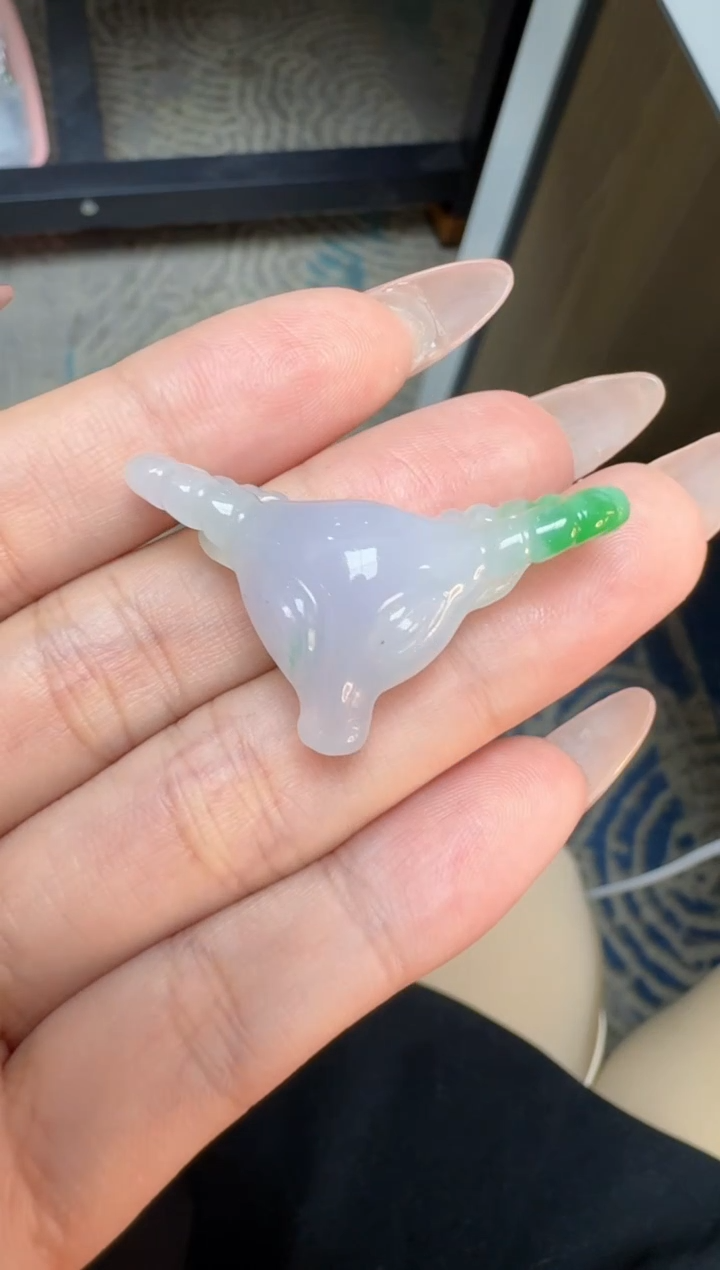 【闪购商品】翡翠颈饰未镶嵌缅甸翡翠A货吊坠