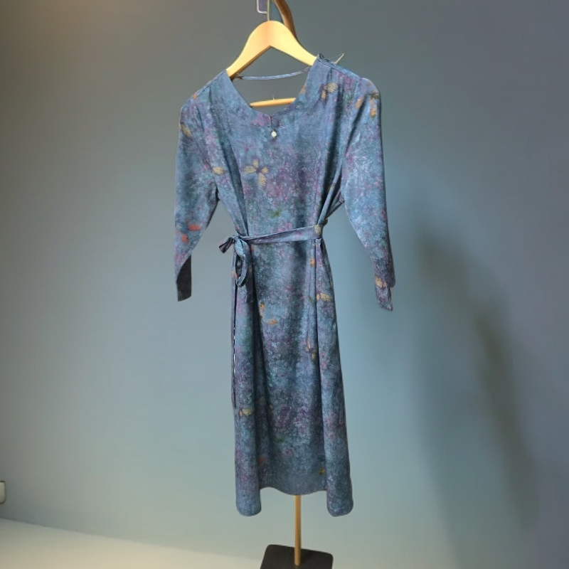 【专柜】蓝蝴蝶优雅连衣裙时尚优雅修身裙