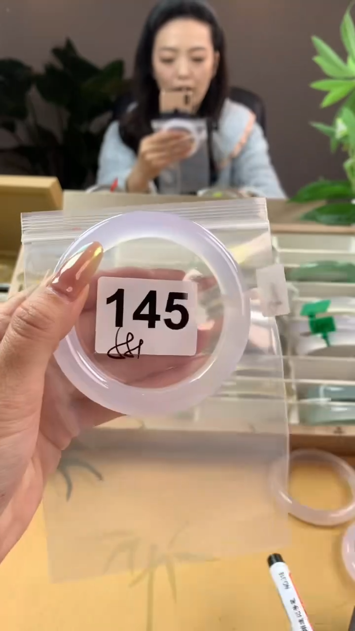 【闪购商品】玛瑙/玉髓手镯未镶嵌145