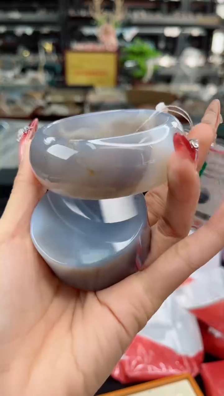 【闪购商品】石英质玉手镯未镶嵌56圈口（赠品镯心）6430043