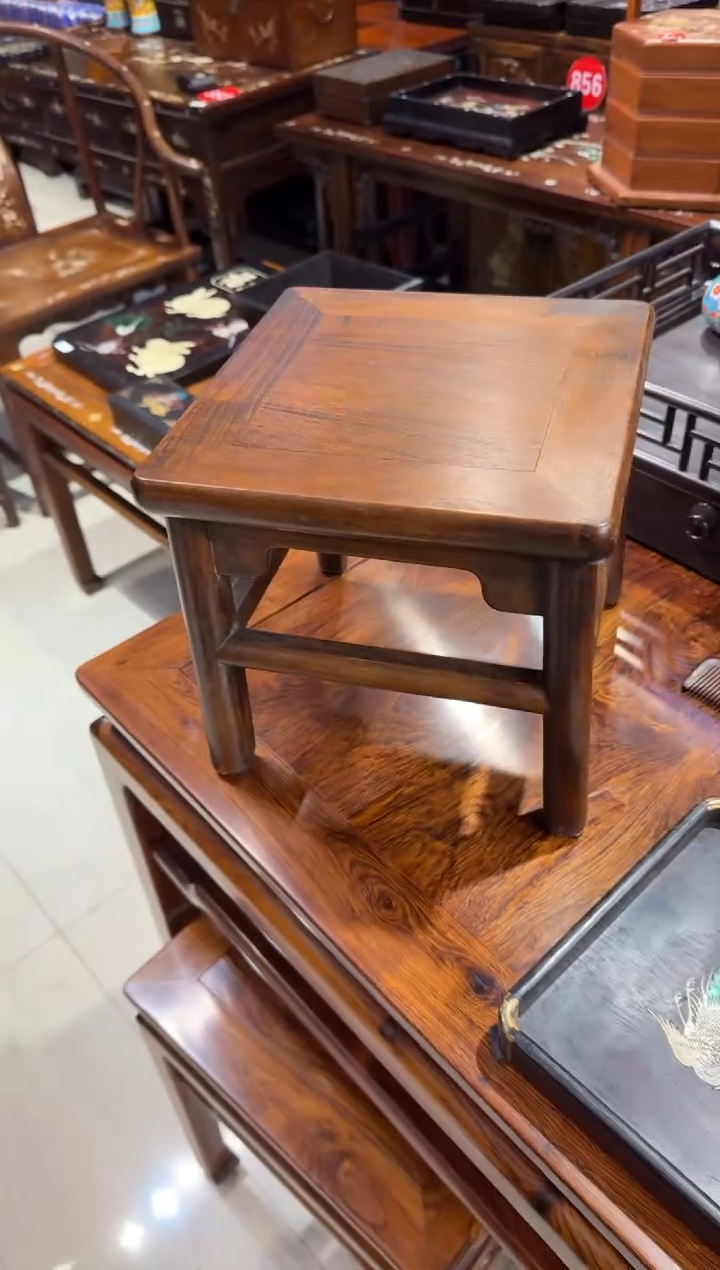 木黄花梨富贵凳680.8888888888