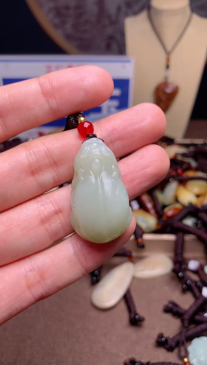 【闪购商品】和田玉颈饰未镶嵌1