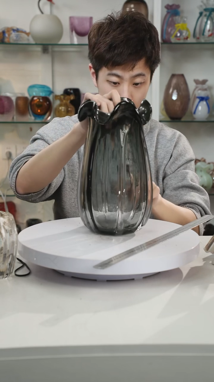 【闪购商品】琉璃高29轻奢琉璃花器福利正常手工痕迹