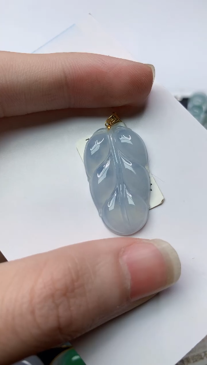 【闪购商品】翡翠颈饰18K金镶嵌26........