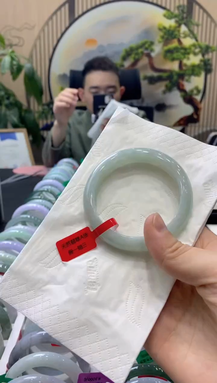 【闪购商品】翡翠手镯未镶嵌0000013568