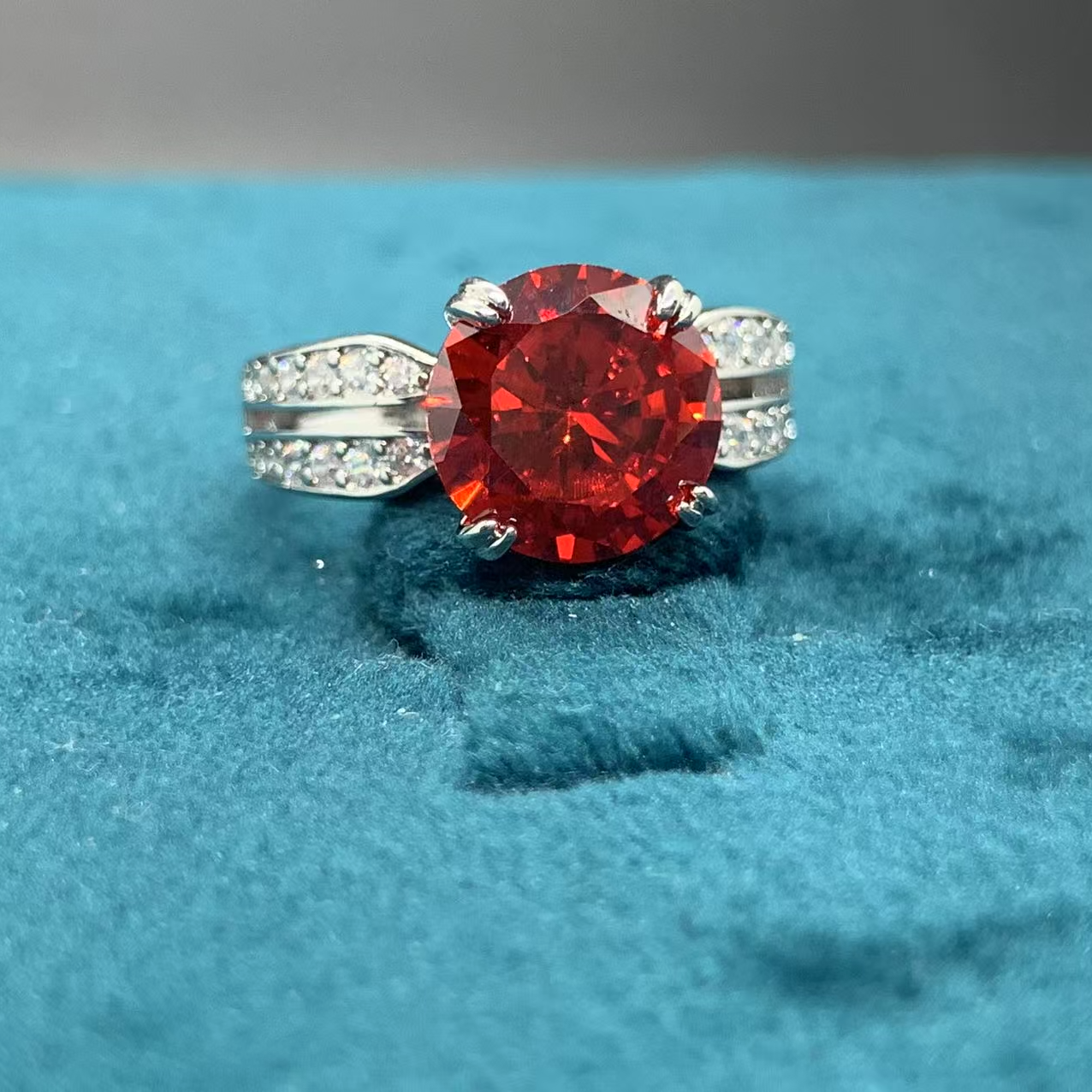 【南非库里南】NFKLN 高端奢华定制 红色四爪戒指 283