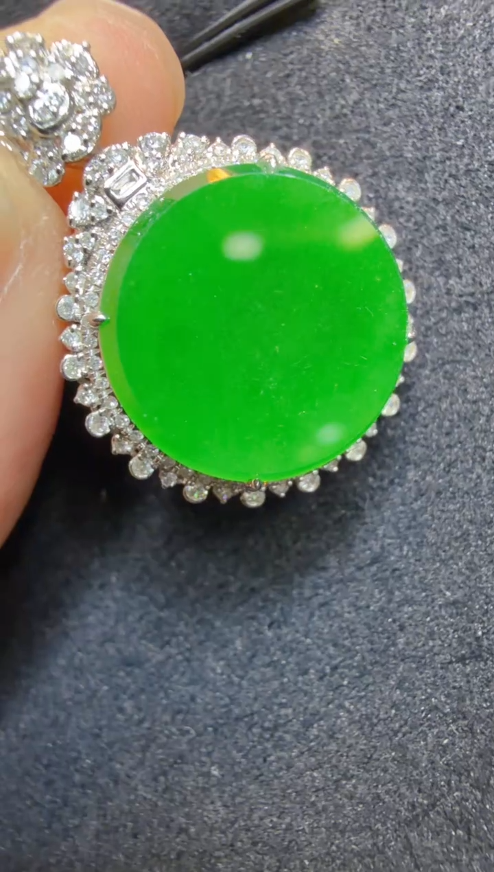 吊坠(不含链)18K金镶嵌翡翠多样性团购发一件