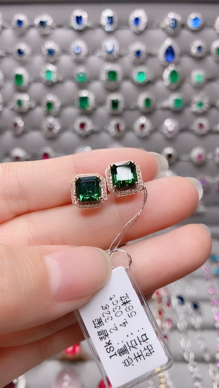 【闪购商品】碧玺18K金耳饰18K金镶嵌.