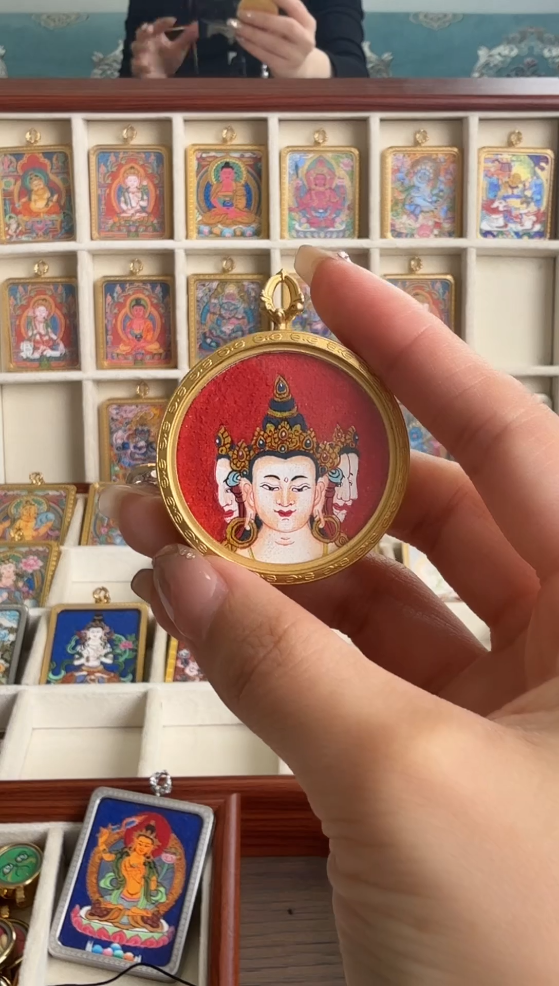 【闪购商品】吊坠纯手绘唐卡大日如来