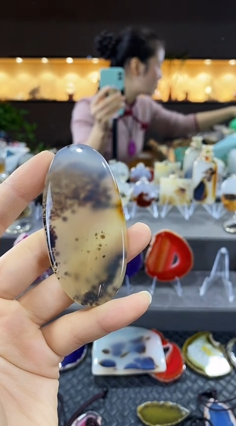 未镶嵌颈饰玛瑙/玉髓齐*风玛瑙