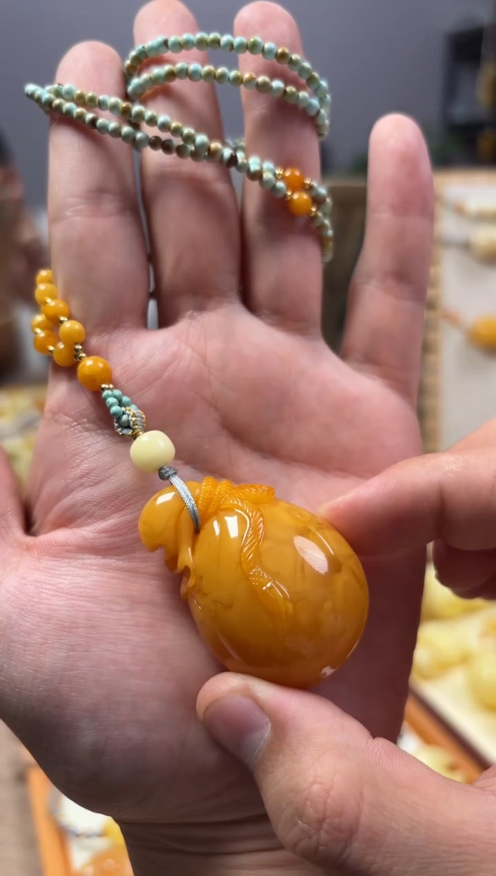 【闪购商品】蜜蜡裸石未镶嵌套链