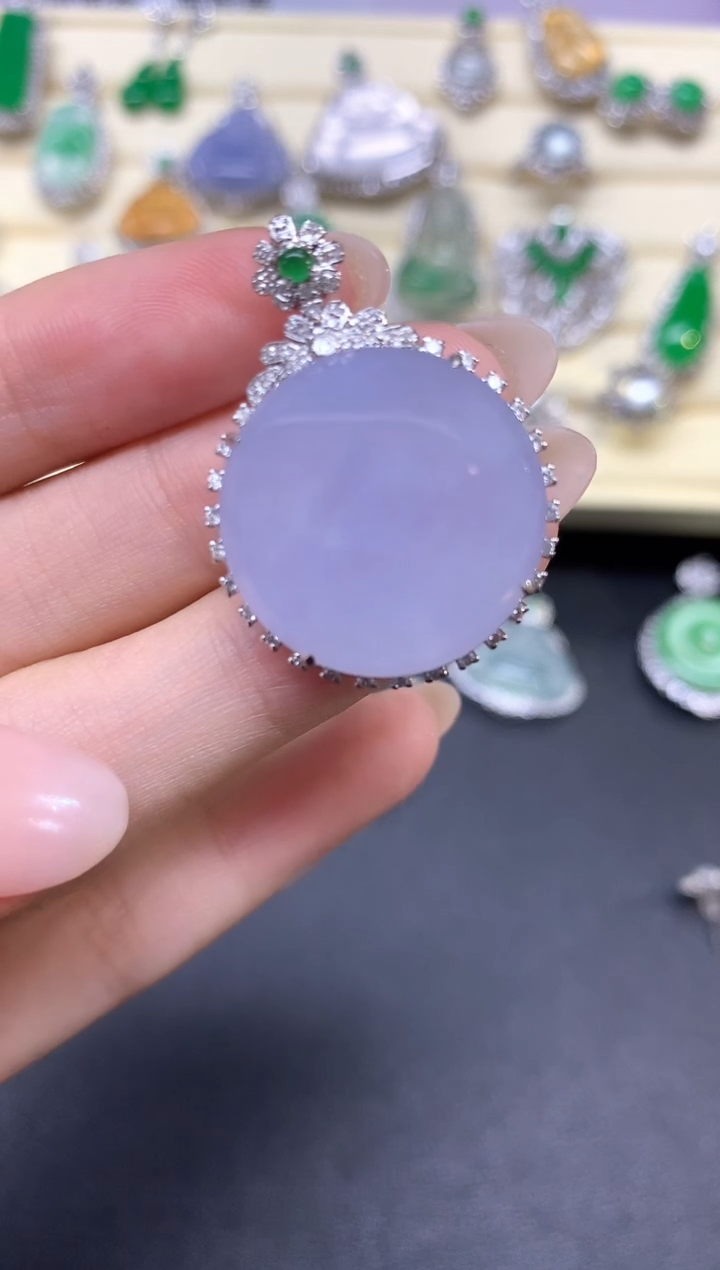 【闪购商品】翡翠吊坠(不含链)18K金镶嵌吊坠|6150+615