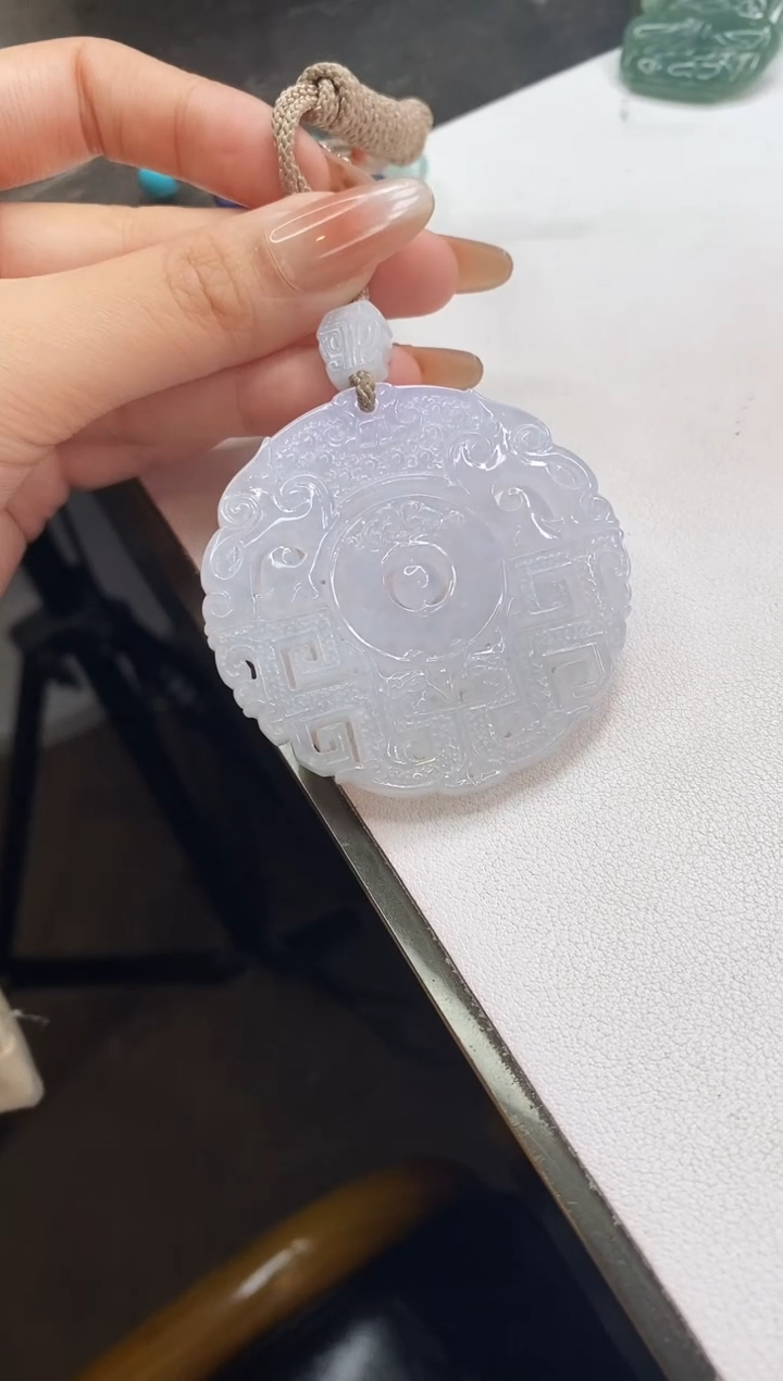 【闪购商品】翡翠颈饰未镶嵌仿古无事牌