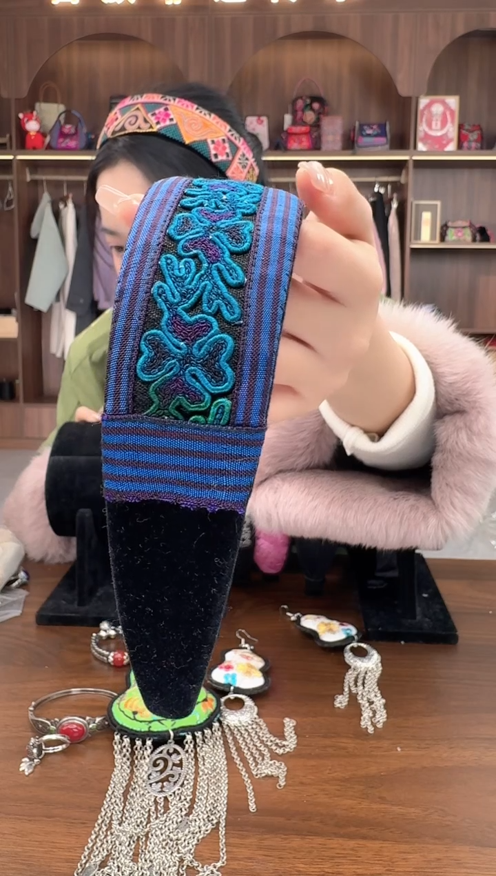 刺绣扶光苗绣传承L27