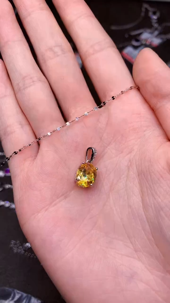 【闪购商品】彩色蓝宝石颈饰银S925镶嵌......