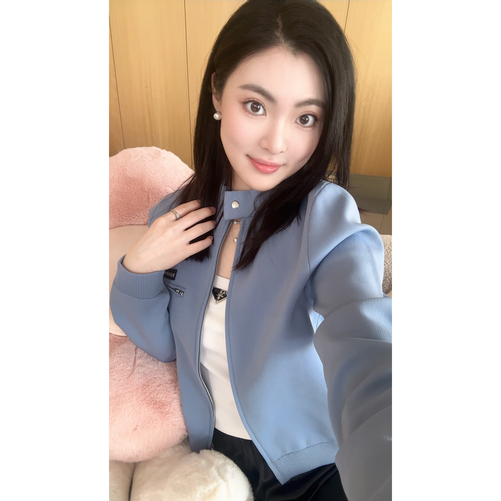 ARMS WELL王囡囡 蓝色英文字母小众设计款拉链休闲外套 S28