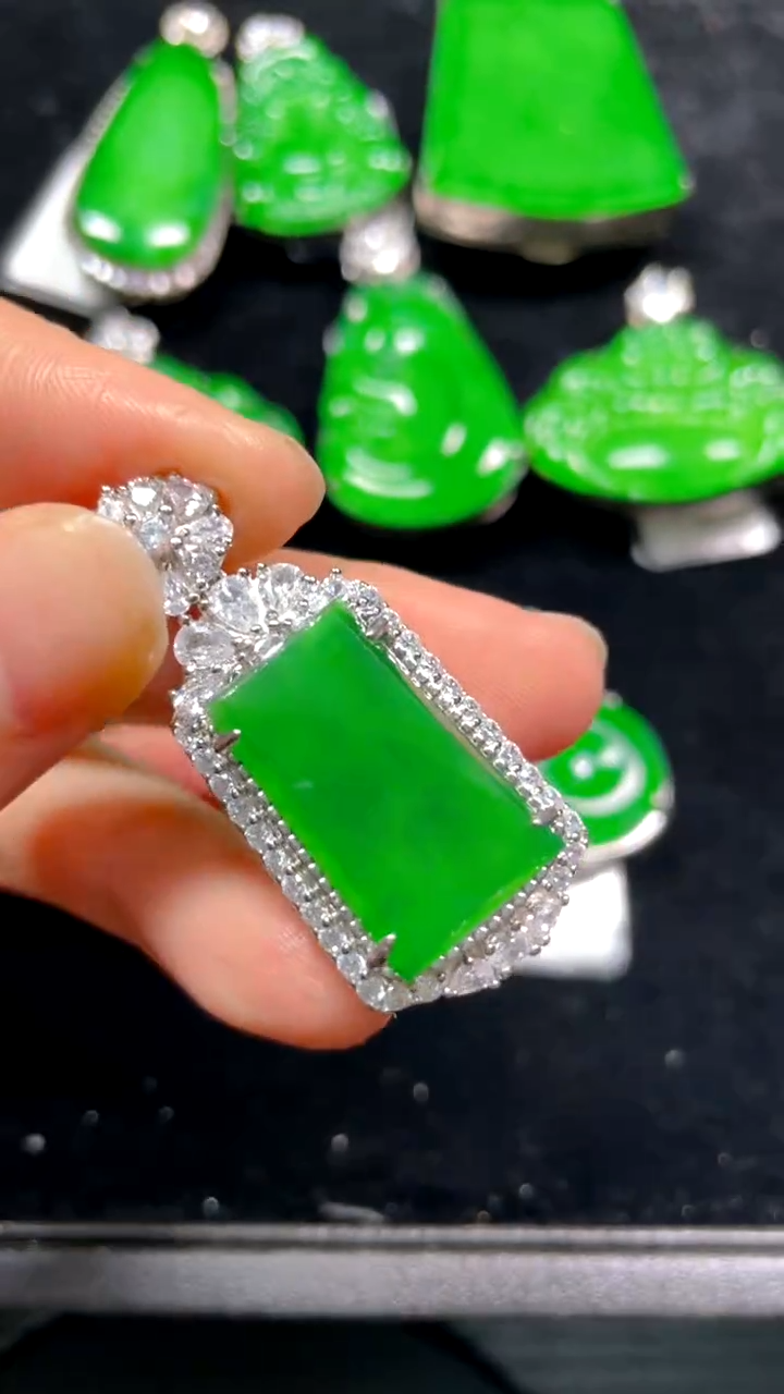 【闪购商品】翡翠吊坠(不含链)银S925镶嵌吊坠