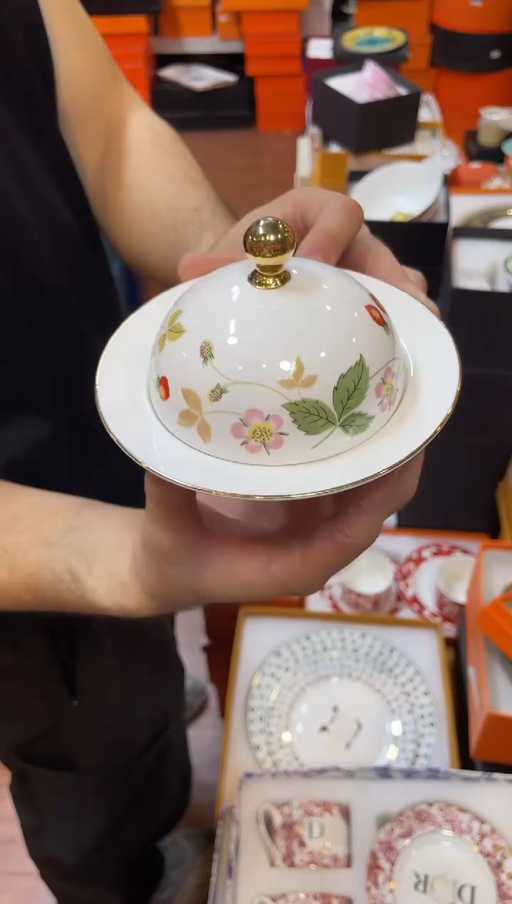杯鸿辉家品牌瓷器，京东包邮！