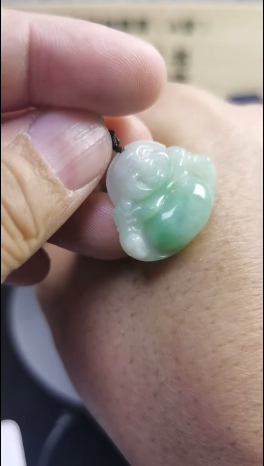 颈饰未镶嵌翡翠翡翠A货挂件