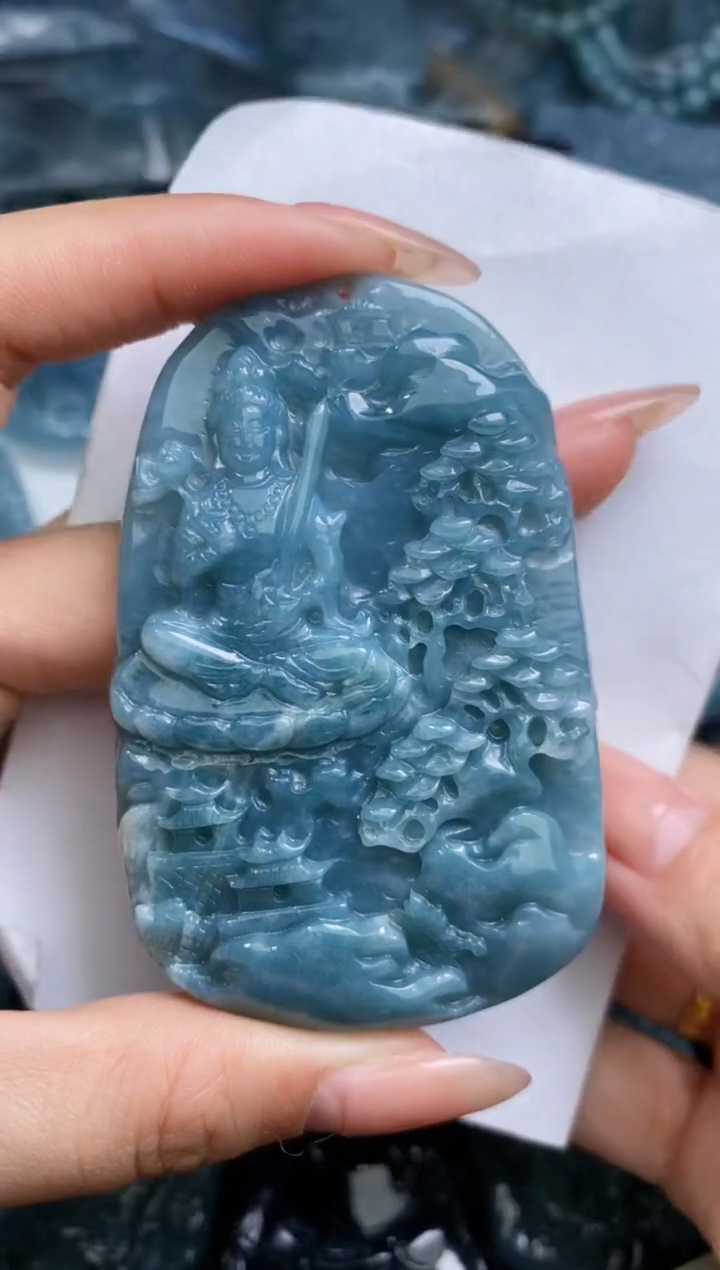 【闪购商品】翡翠颈饰未镶嵌           