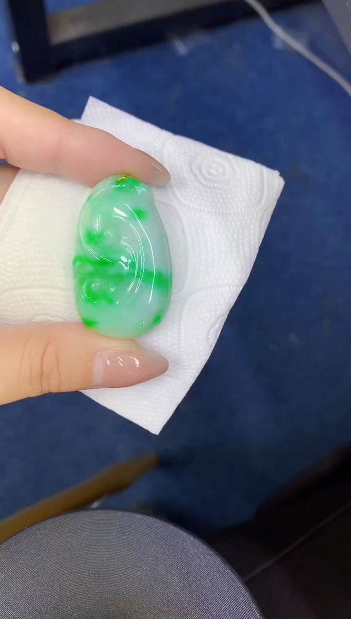 颈饰未镶嵌翡翠缅甸天然翡翠A货