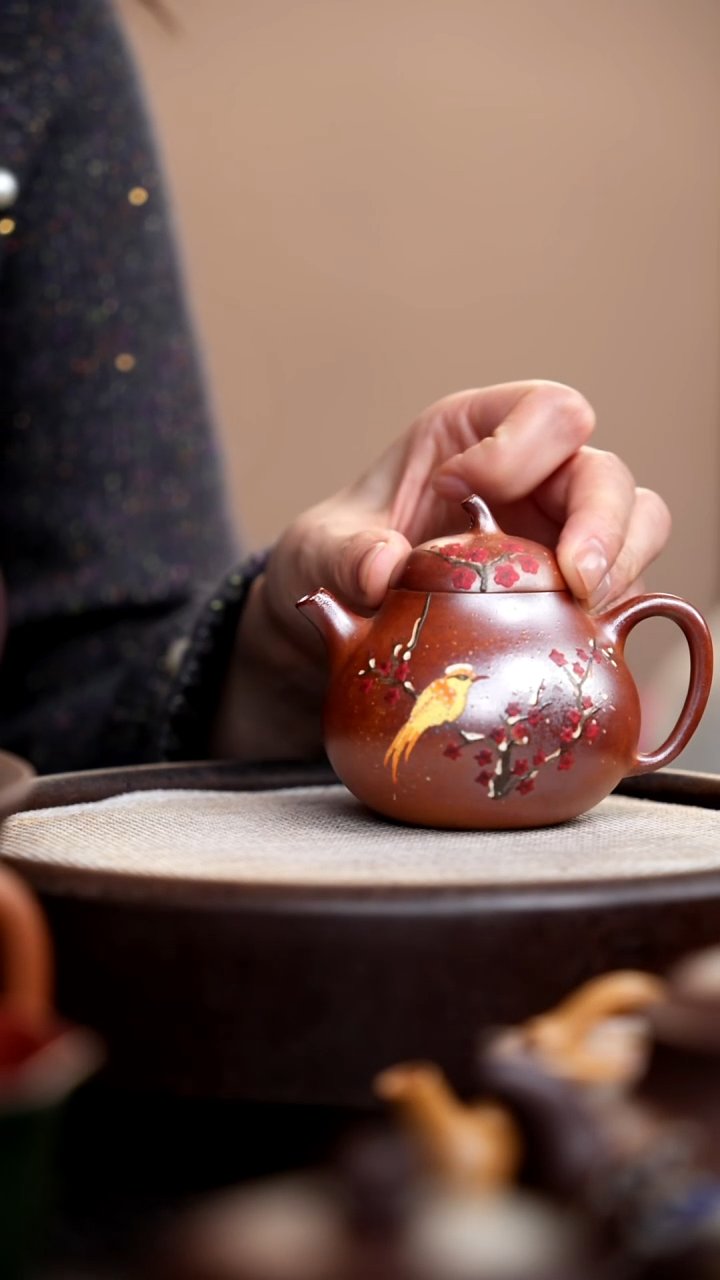 茶壶紫砂柴烧茄瓜泥绘红梅鸟