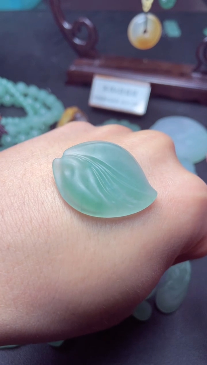 未镶嵌定制翡翠a货翡翠