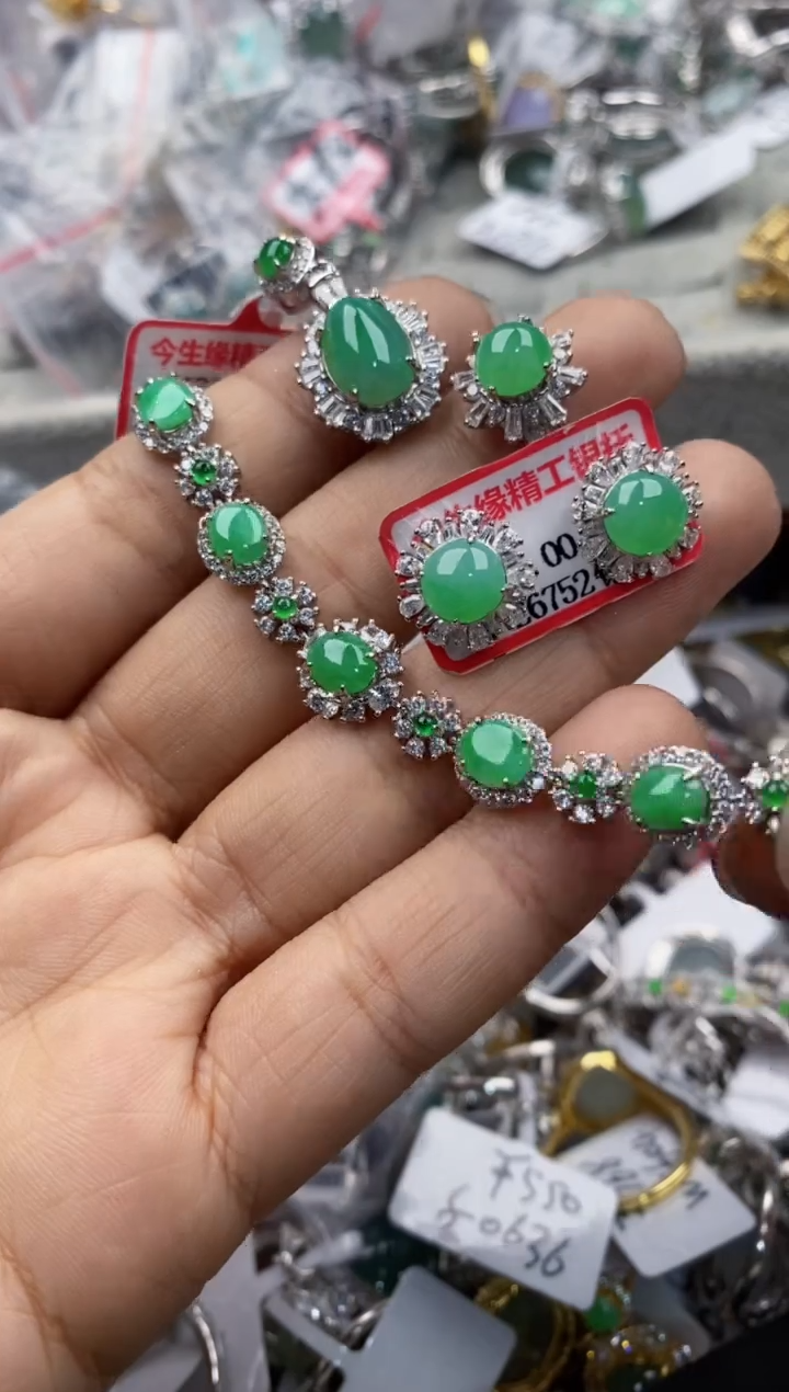 银S925镶嵌戒指翡翠8888----8