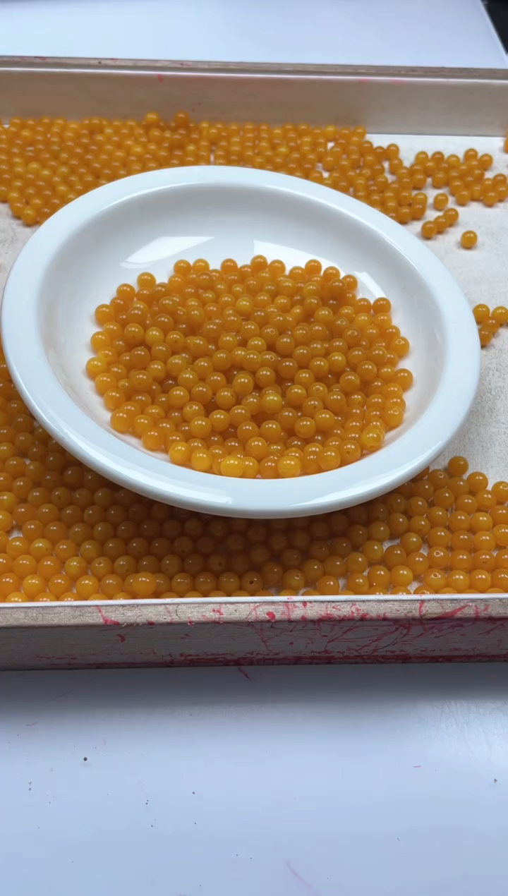 【闪购商品】蜜蜡颈饰未镶嵌w41鸡油黄蜜蜡6mm*30颗