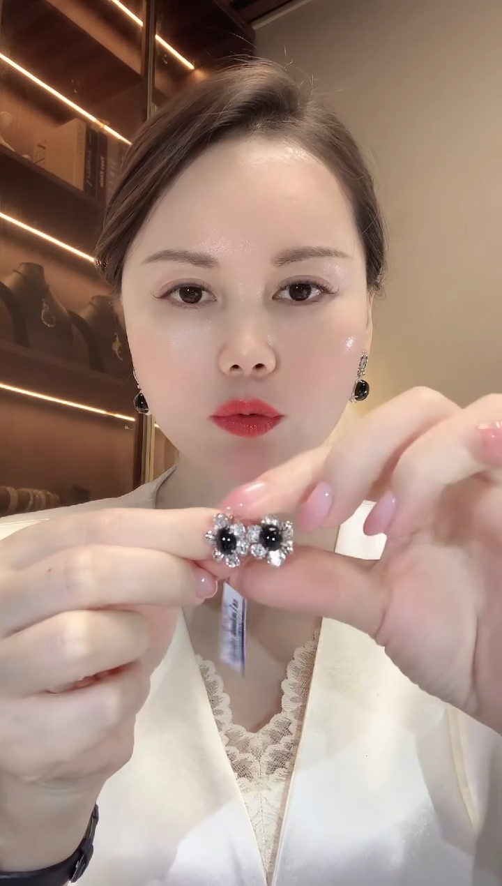 【闪购商品】翡翠耳饰18K金镶嵌C76 翡翠