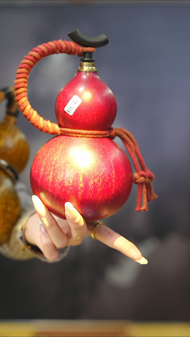 【闪购商品】XH247漆艺酒葫芦不包手串及旋转底座