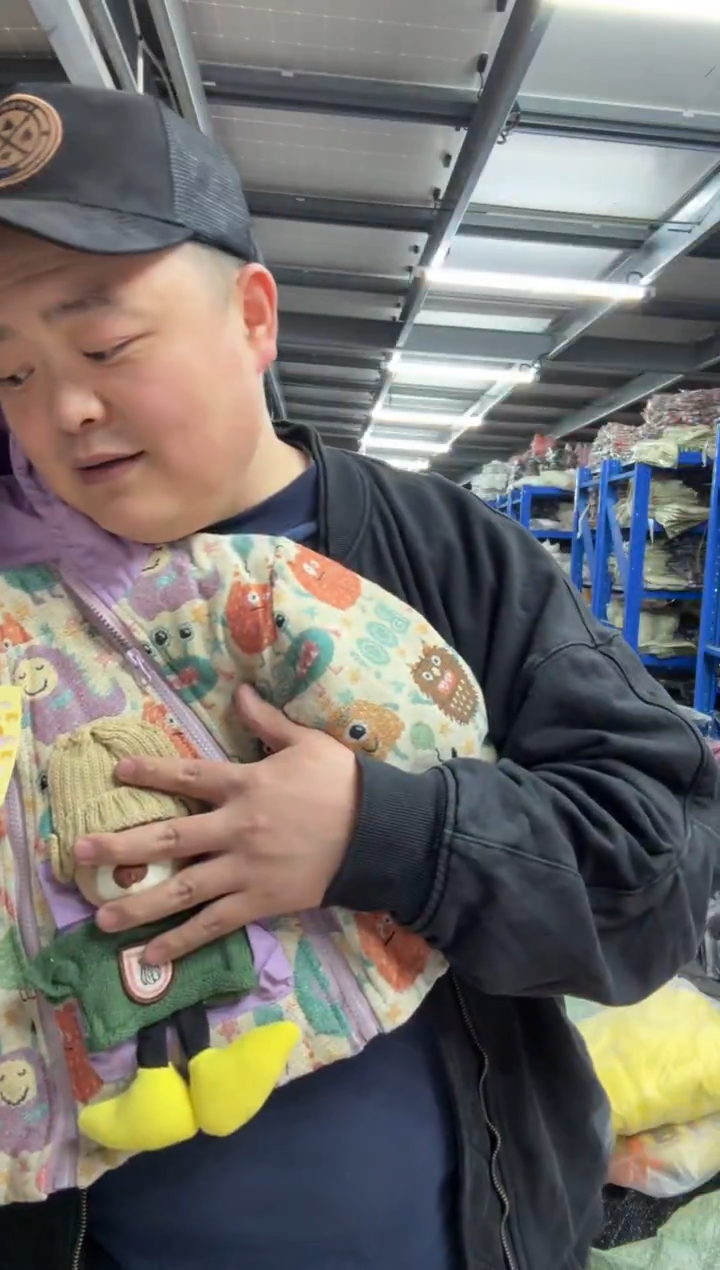 ?****。女童外套182 90