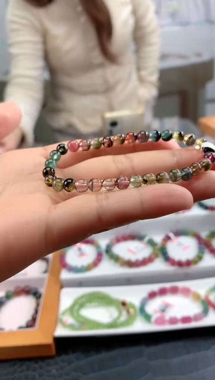 【闪购商品】碧玺手链未镶嵌多样性发一条