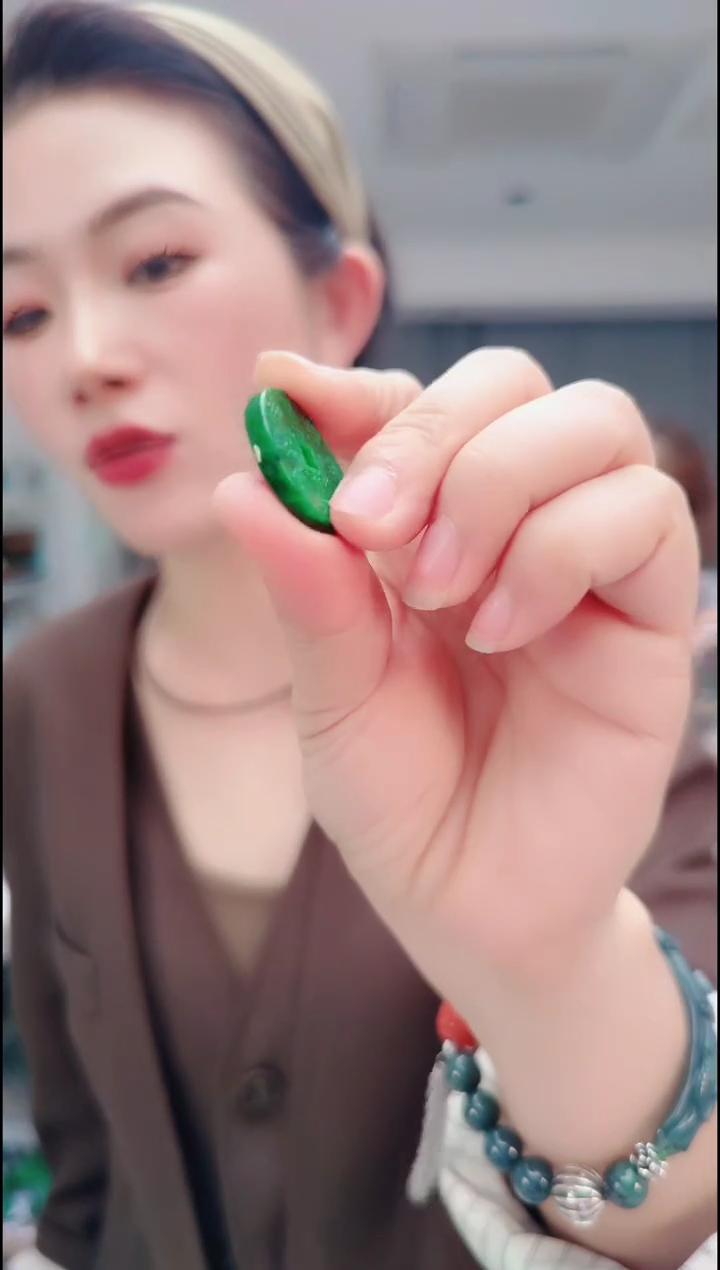 颈饰合金石英质玉0475山花单个