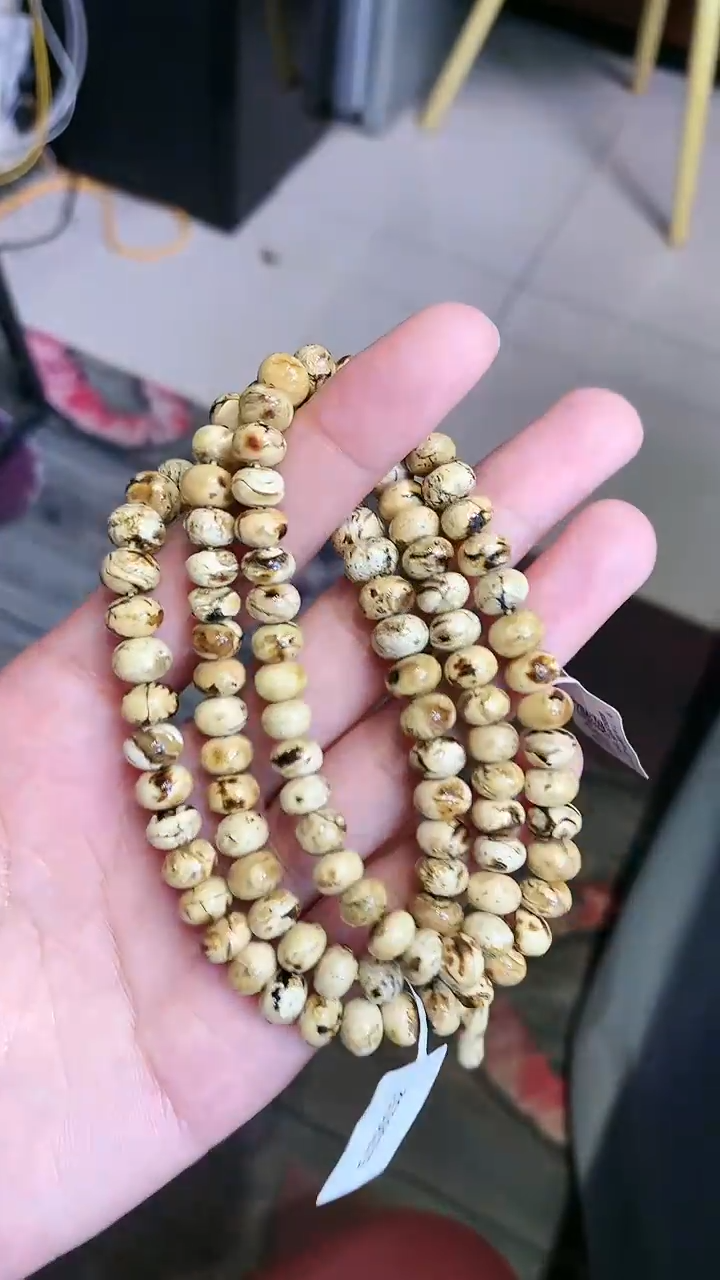 【闪购商品】琥珀裸石未镶嵌抚顺琥珀7＋干白108