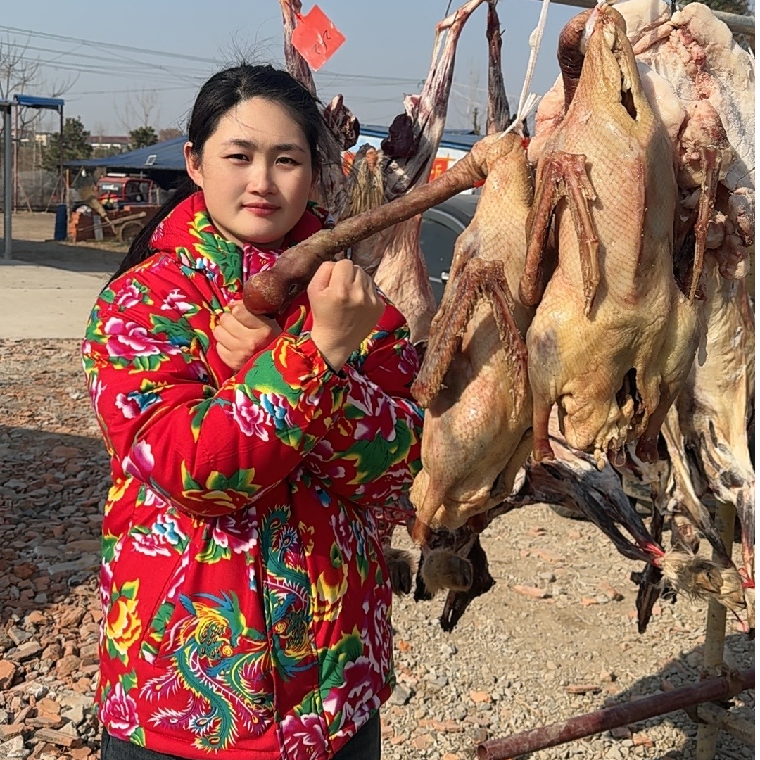 皖西大白鹅腊鹅农家正宗生态散养咸鹅传统腌制