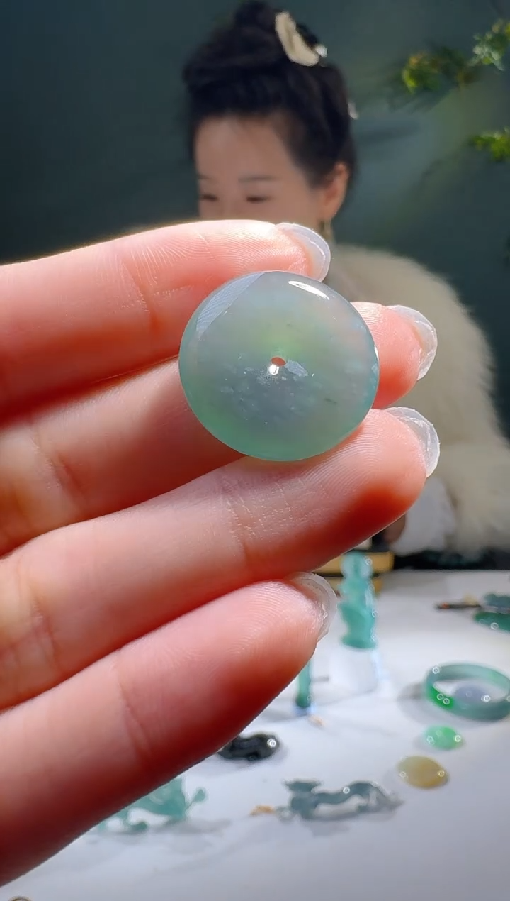 【闪购商品】翡翠颈饰未镶嵌天然A货翡翠多样性发1扣子