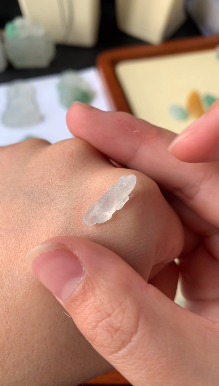 【闪购商品】定制翡翠未镶嵌翡翠