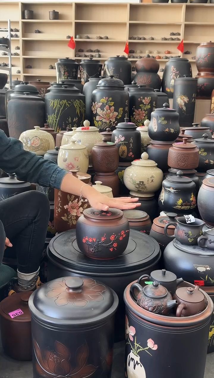 罐瑕疵茶叶罐   红梅苹果  159