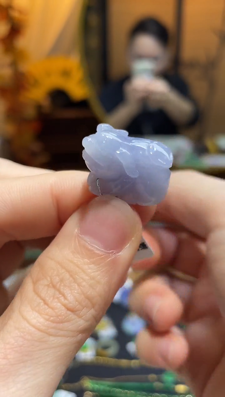 颈饰未镶嵌翡翠生肖猪