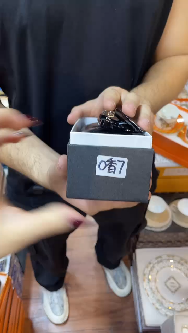 杯鸿辉家品牌瓷器，京东包邮！