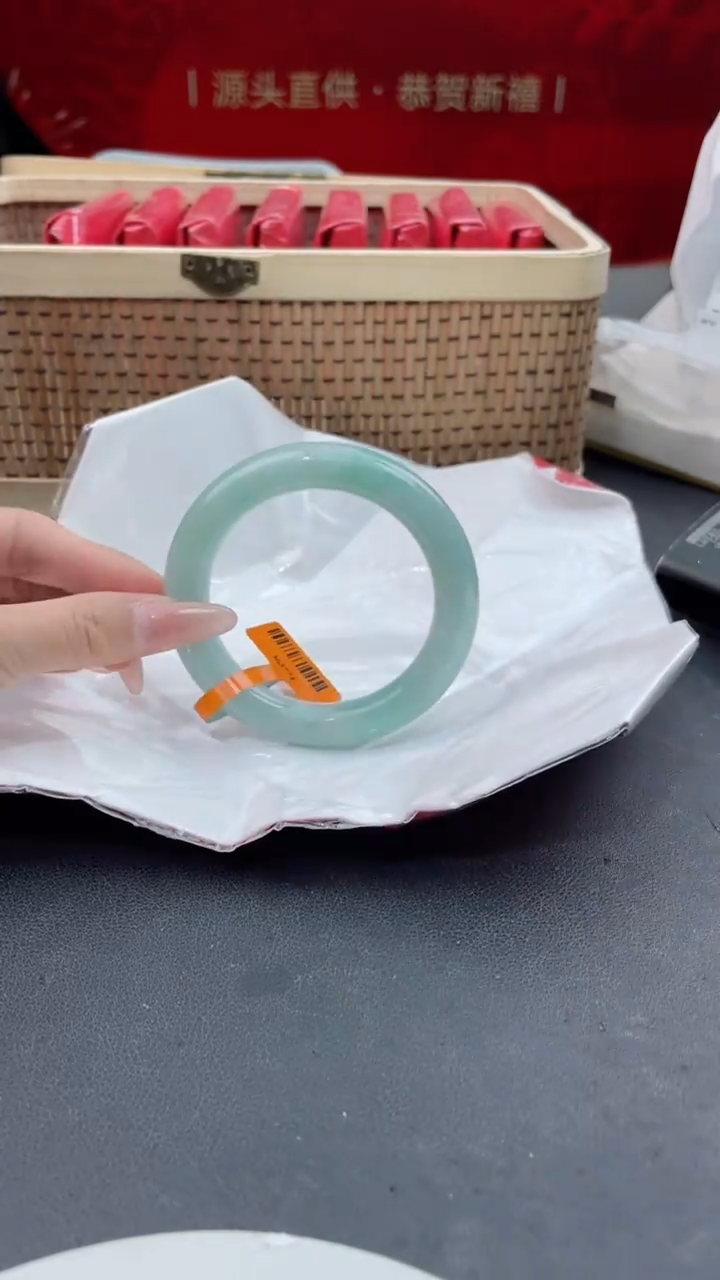 【闪购商品】翡翠手镯未镶嵌13翡翠手镯