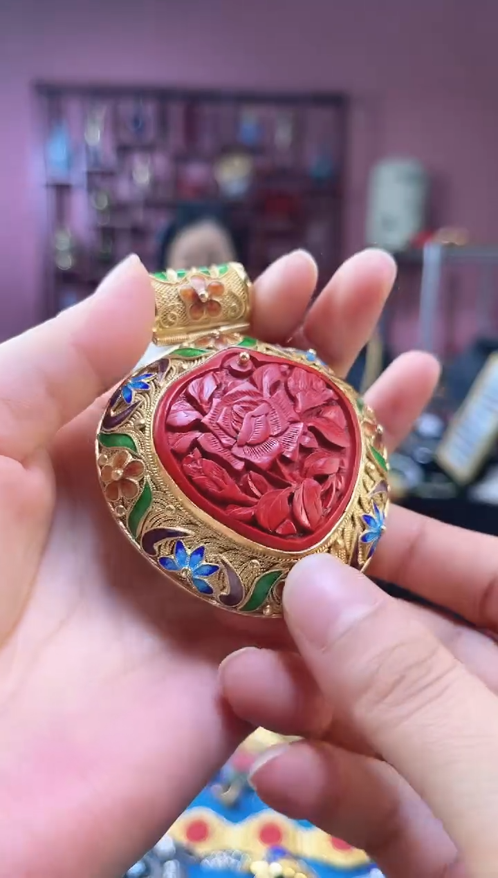 非遗技艺 花丝镶嵌+雕漆