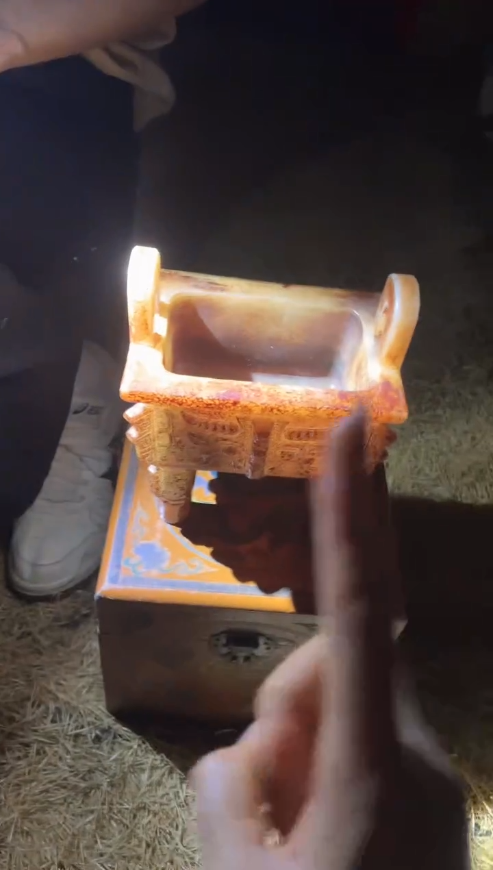 【闪购商品】【闪购商品】【闪购商品】四足鼎带盒